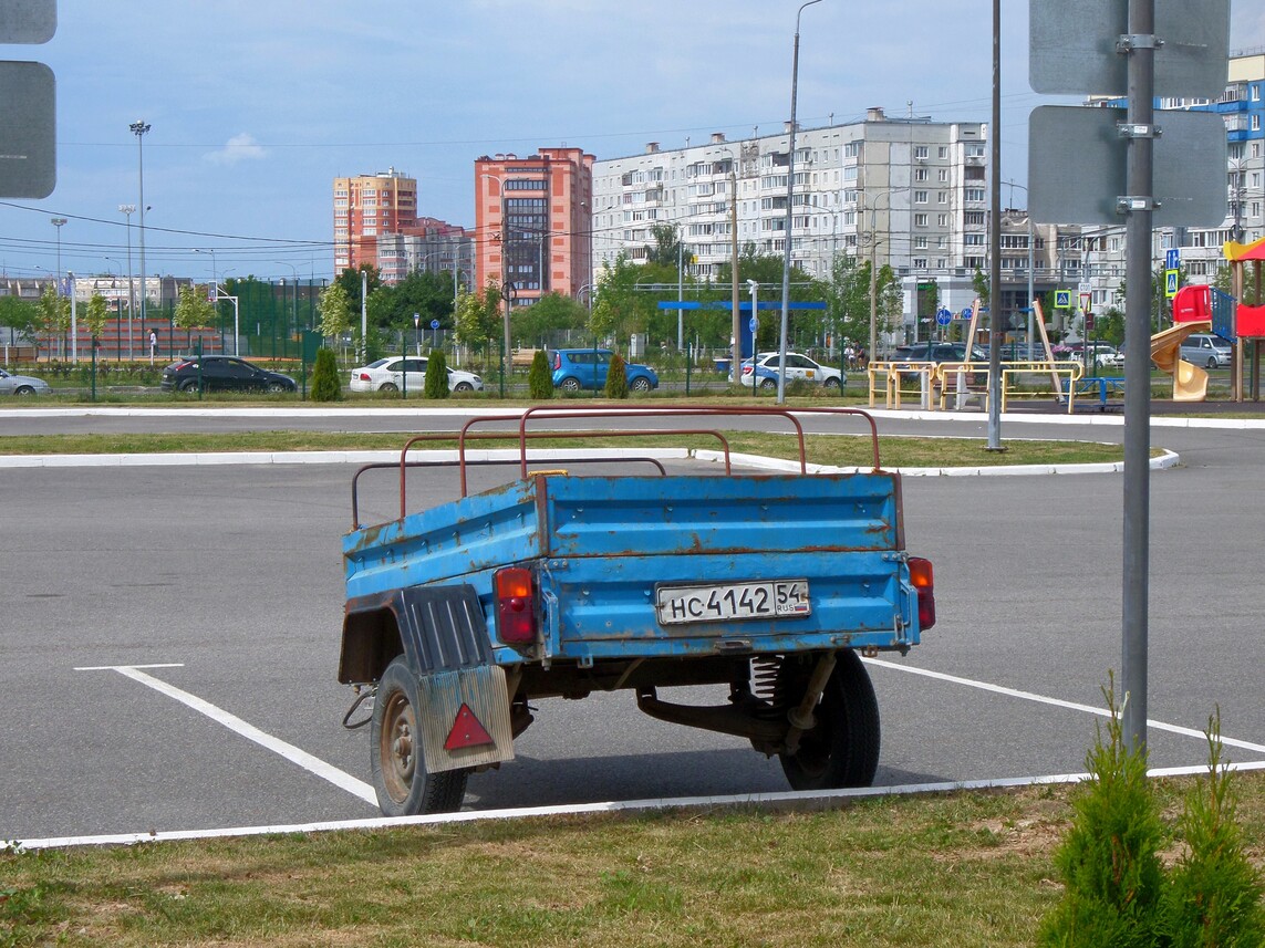 Новосибирская область, № НС 4142 54 — КМЗ-8136