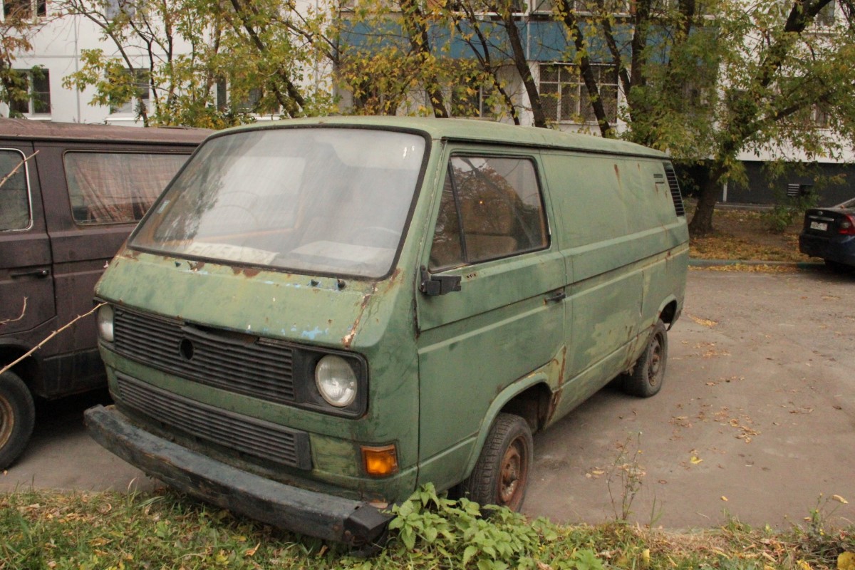 Москва, № Е 045 РХ 77 — Volkswagen Typ 2 (Т3) '79-92