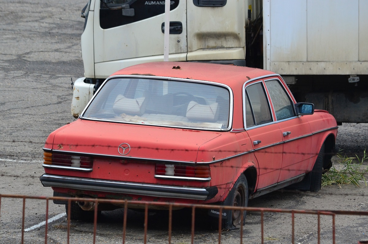 Волгоградская область, № (34) Б/Н 0038 — Mercedes-Benz (W123) '76-86