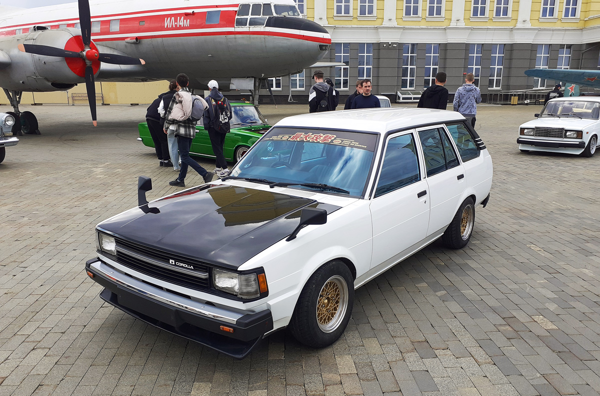 Свердловская область, № (66) Б/Н 0267 — Toyota Corolla (E70) '79-87