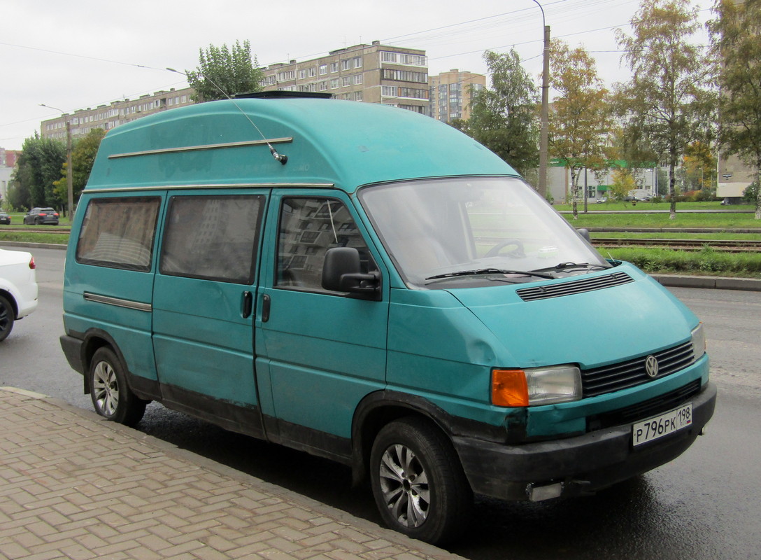 Санкт-Петербург, № Р 796 РК 198 — Volkswagen Typ 2 (T4) '90-03