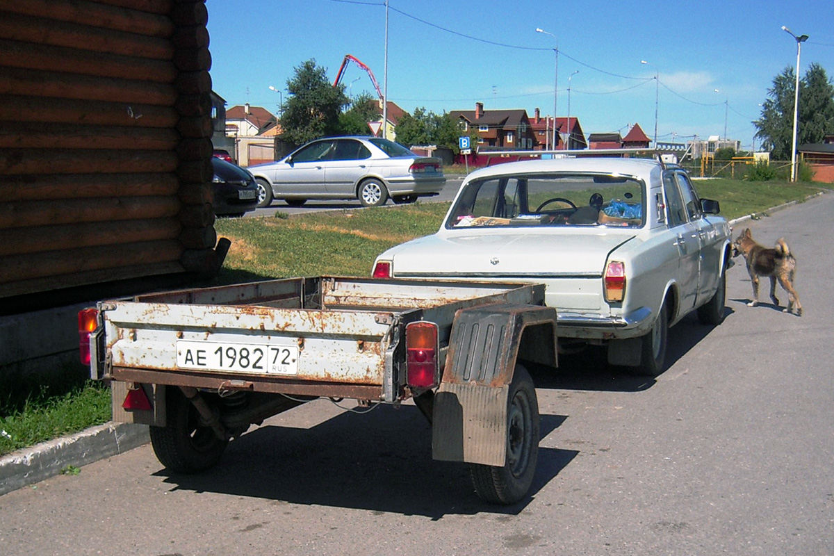 Тюменская область, № АЕ 1982 72 — КМЗ-8136