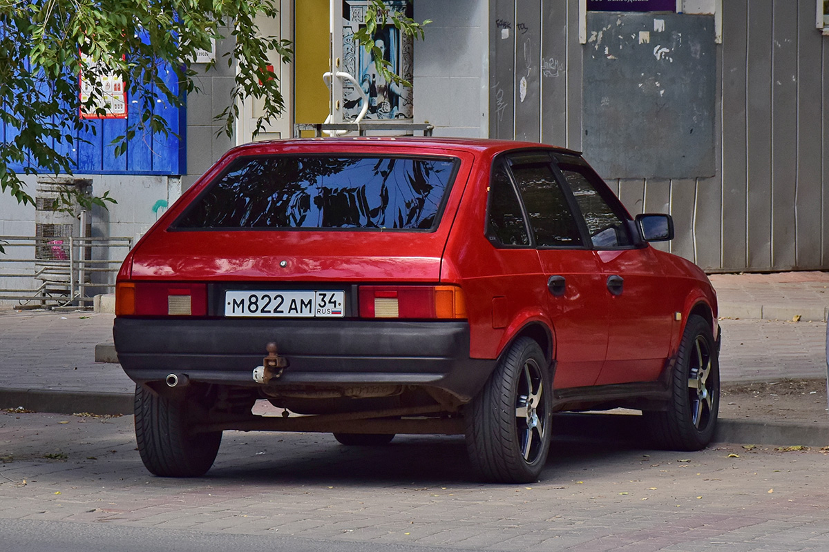 Волгоградская область, № М 822 АМ 34 — Москвич-2141 '86-98