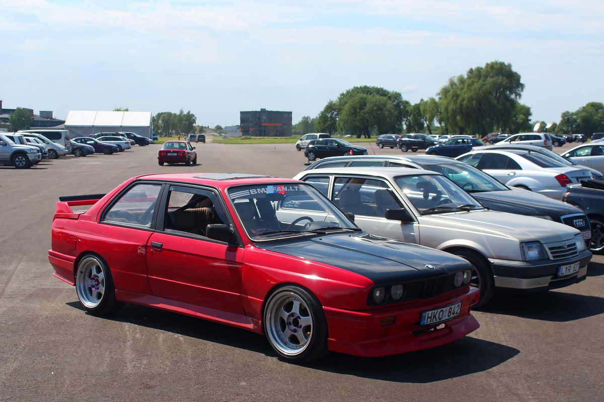 Литва, № HKO 842 — BMW 3 Series (E30) '82-94; Литва — Retro mugė 2024