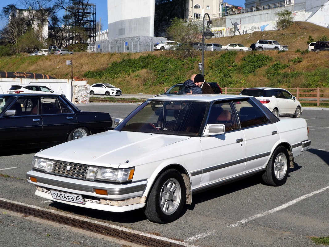 Приморский край, № О 414 ЕВ 25 — Toyota Mark II (X70) '84-97; Приморский край — Закрытие сезона JDM Oldschool Cars (2024)