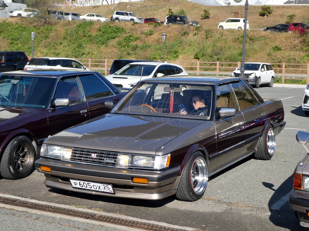 Приморский край, № Р 605 ОХ 25 — Toyota Mark II (X70) '84-97; Приморский край — Закрытие сезона JDM Oldschool Cars (2024)