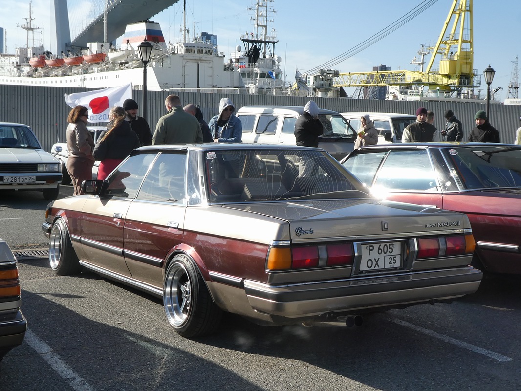 Приморский край, № Р 605 ОХ 25 — Toyota Mark II (X70) '84-97; Приморский край — Закрытие сезона JDM Oldschool Cars (2024)