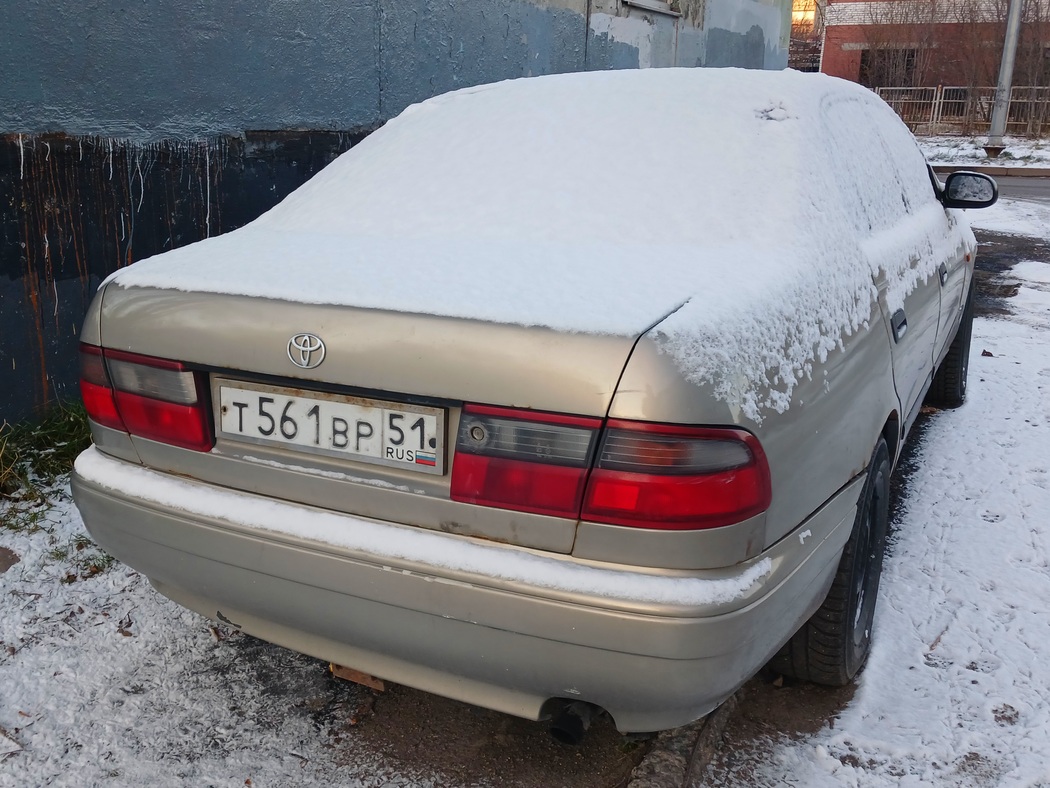 Мурманская область, № Т 561 ВР 51 — Toyota Carina E (T190) '92–97