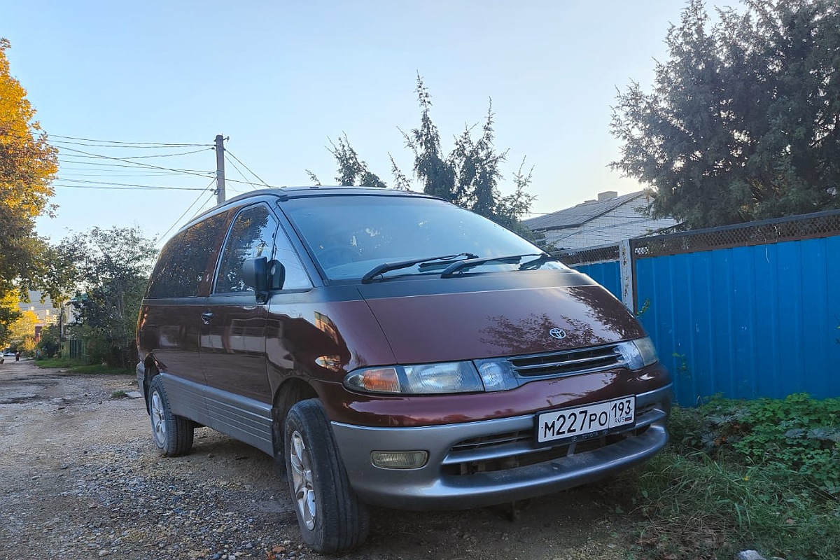 Краснодарский край, № М 227 РО 193 — Toyota Estima Lucida '92-99