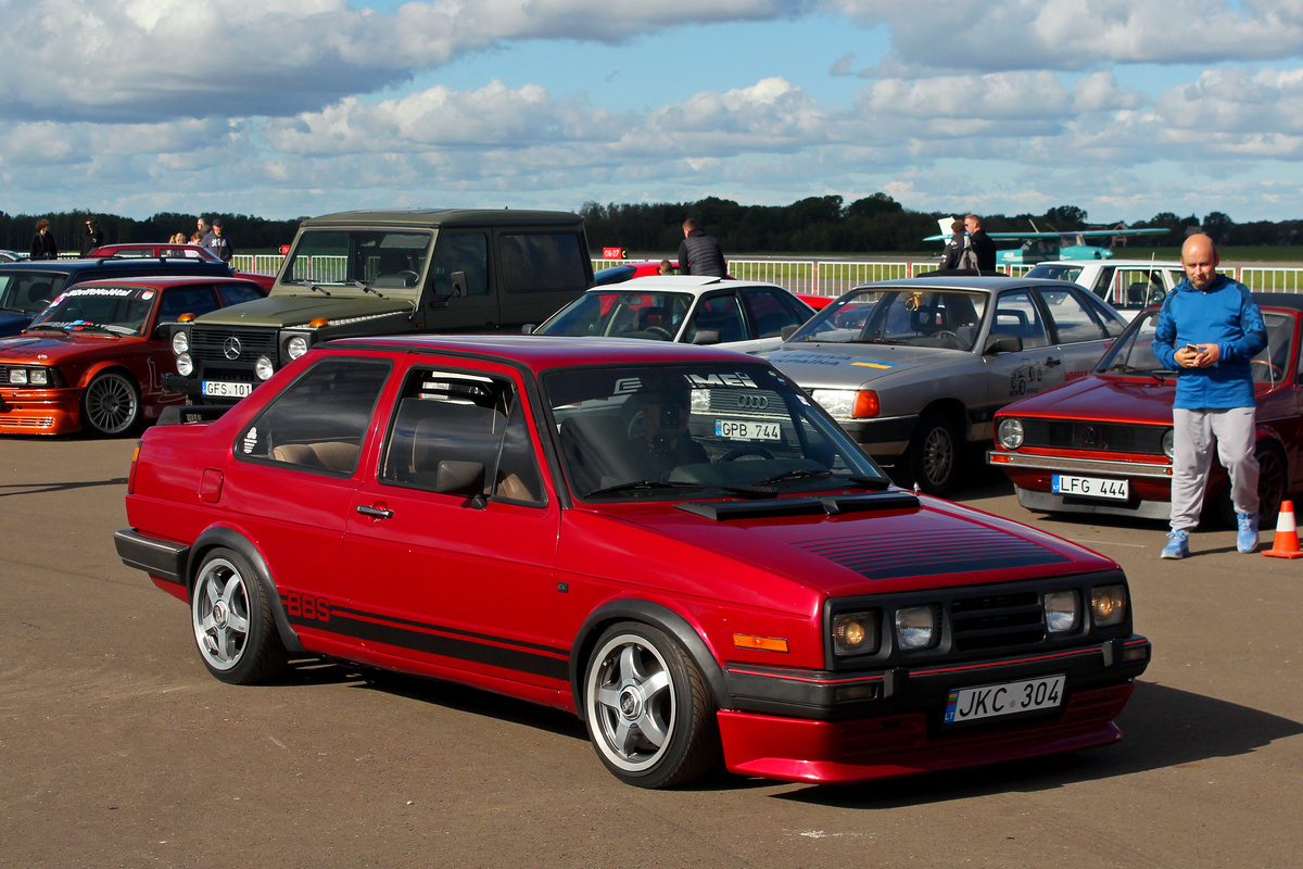 Литва, № JKC 304 — Volkswagen Jetta Mk2 (Typ 16) '84-92; Литва — Retro mugė 2024 ruduo