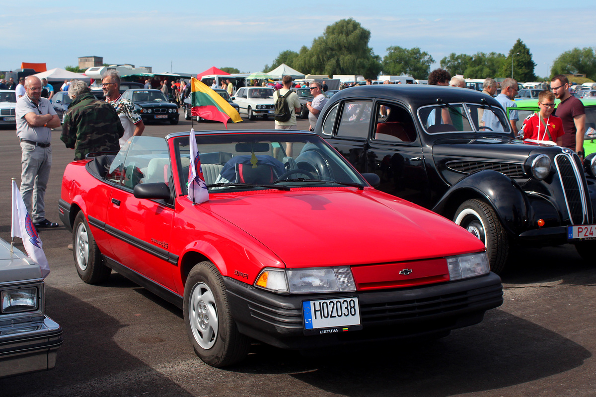 Литва, № H02038 — Chevrolet Cavalier (2G) '88-94; Литва — Retro mugė 2024