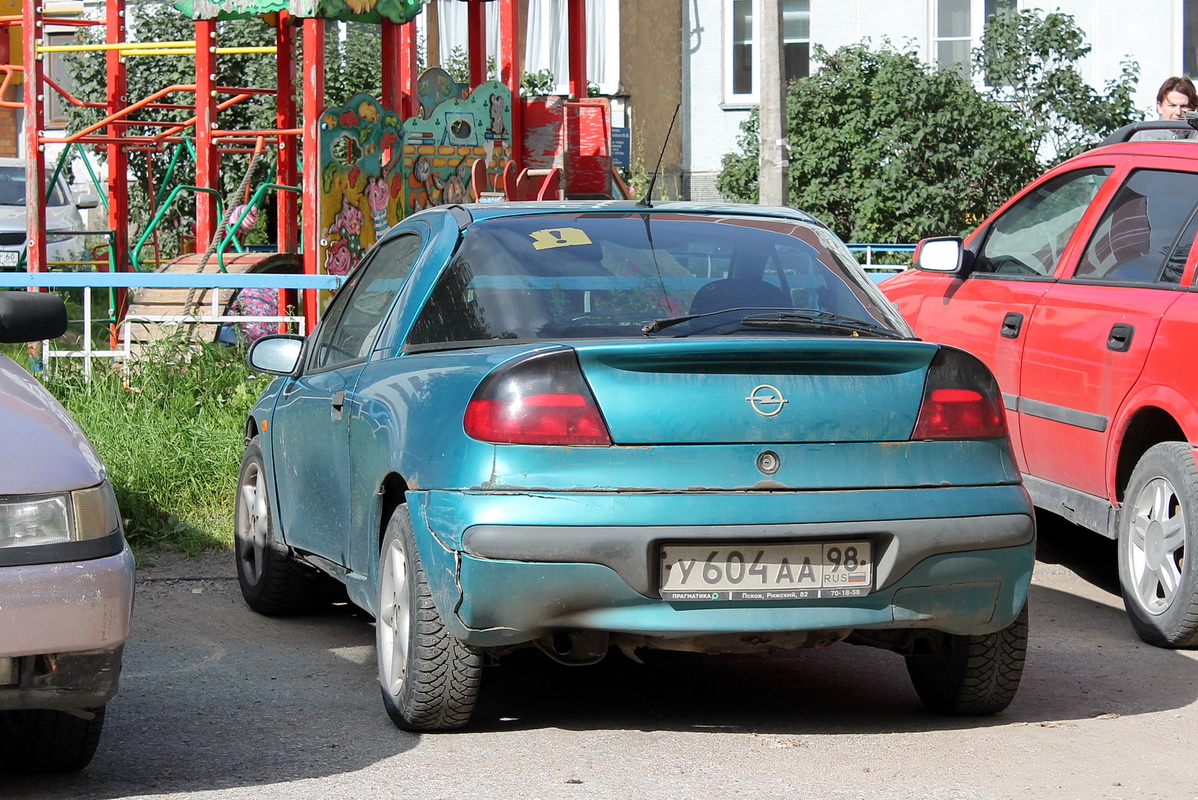 Псковская область, № У 604 АА 98 — Opel Tigra '94-00