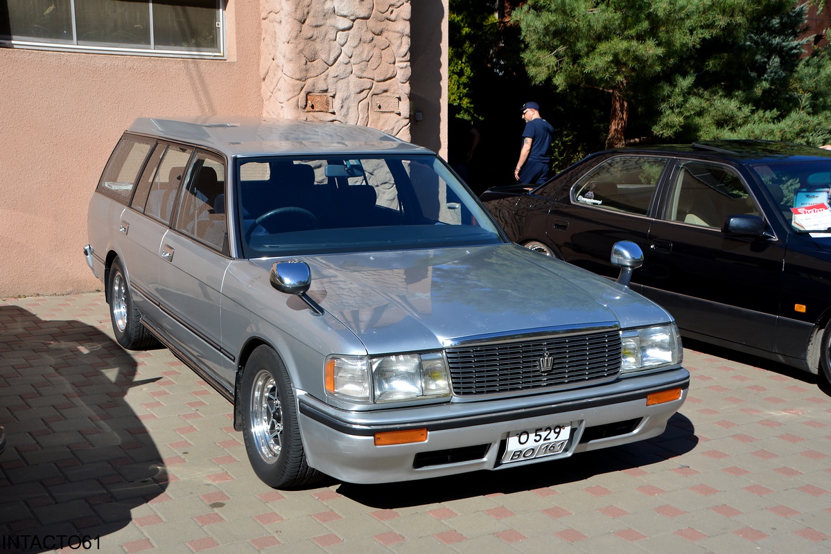 Ростовская область, № О 529 ВО 161 — Toyota Crown (S130, facelift) '91-99; Ростовская область — Retro Motor Show_2024_Сентябрь