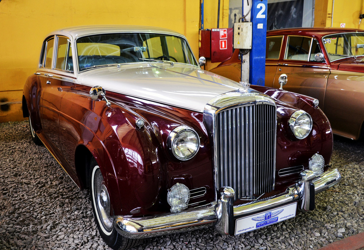 Москва, № (77) Б/Н 0007 — Bentley S2 '59-62