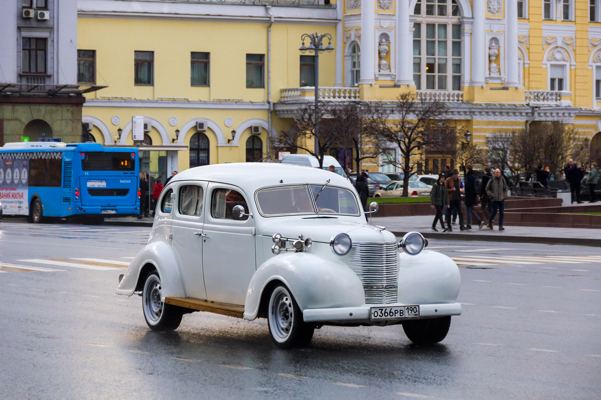 Московская область, № О 366 РВ 190 — DeSoto Series S-5 '37-38