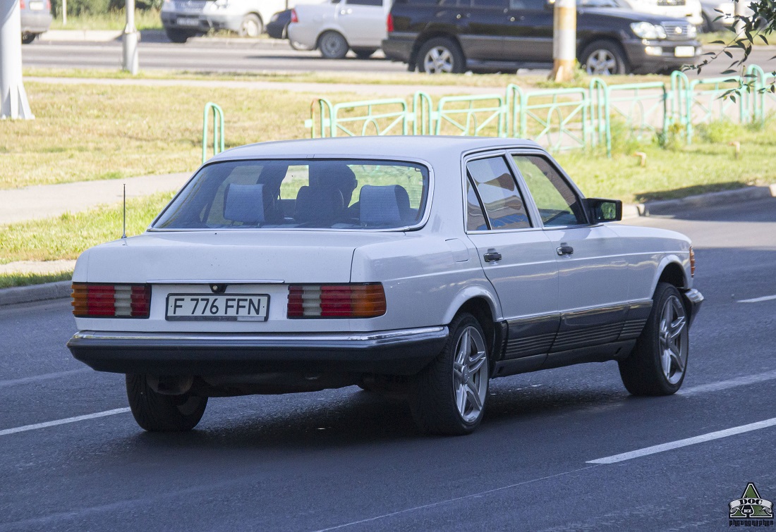 Восточно-Казахстанская область, № F 776 FFN — Mercedes-Benz (W126) '79-91