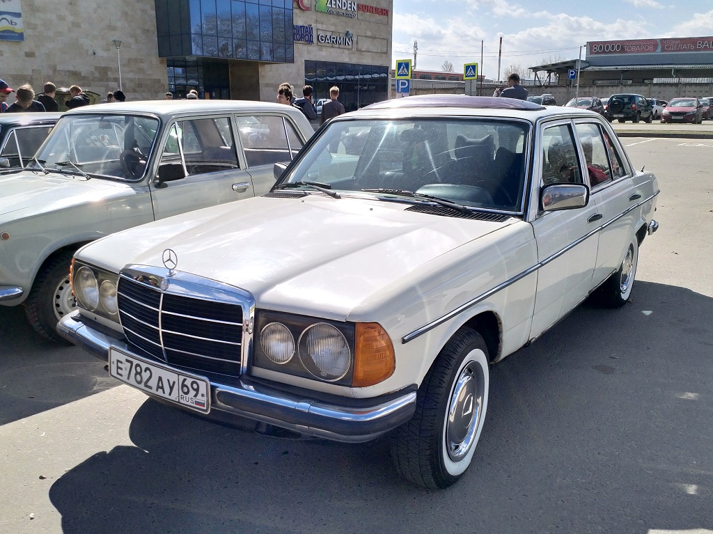 Тверская область, № Е 782 АУ 69 — Mercedes-Benz (W123) '76-86; Тверская область — Открытие сезона 2018 Тверского ретро-клуба