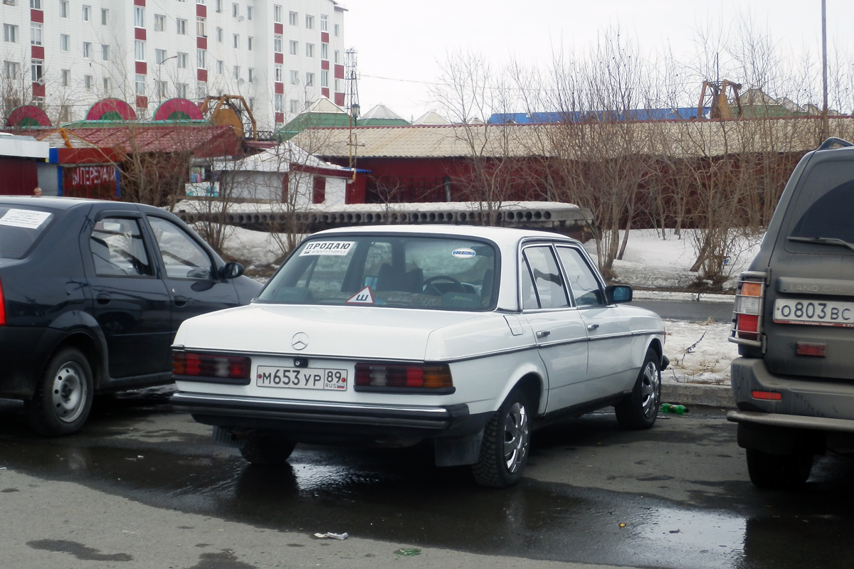 Ямало-Ненецкий автономн. округ, № М 653 УР 89 — Mercedes-Benz (W123) '76-86