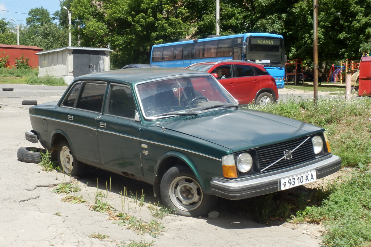 Харьковская область, № Я 9310 ХА — Volvo 244 GL '75-78