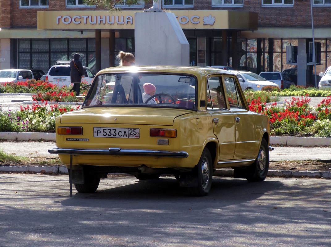 Приморский край, № Р 533 СА 25 — ВАЗ-21011 '74-83