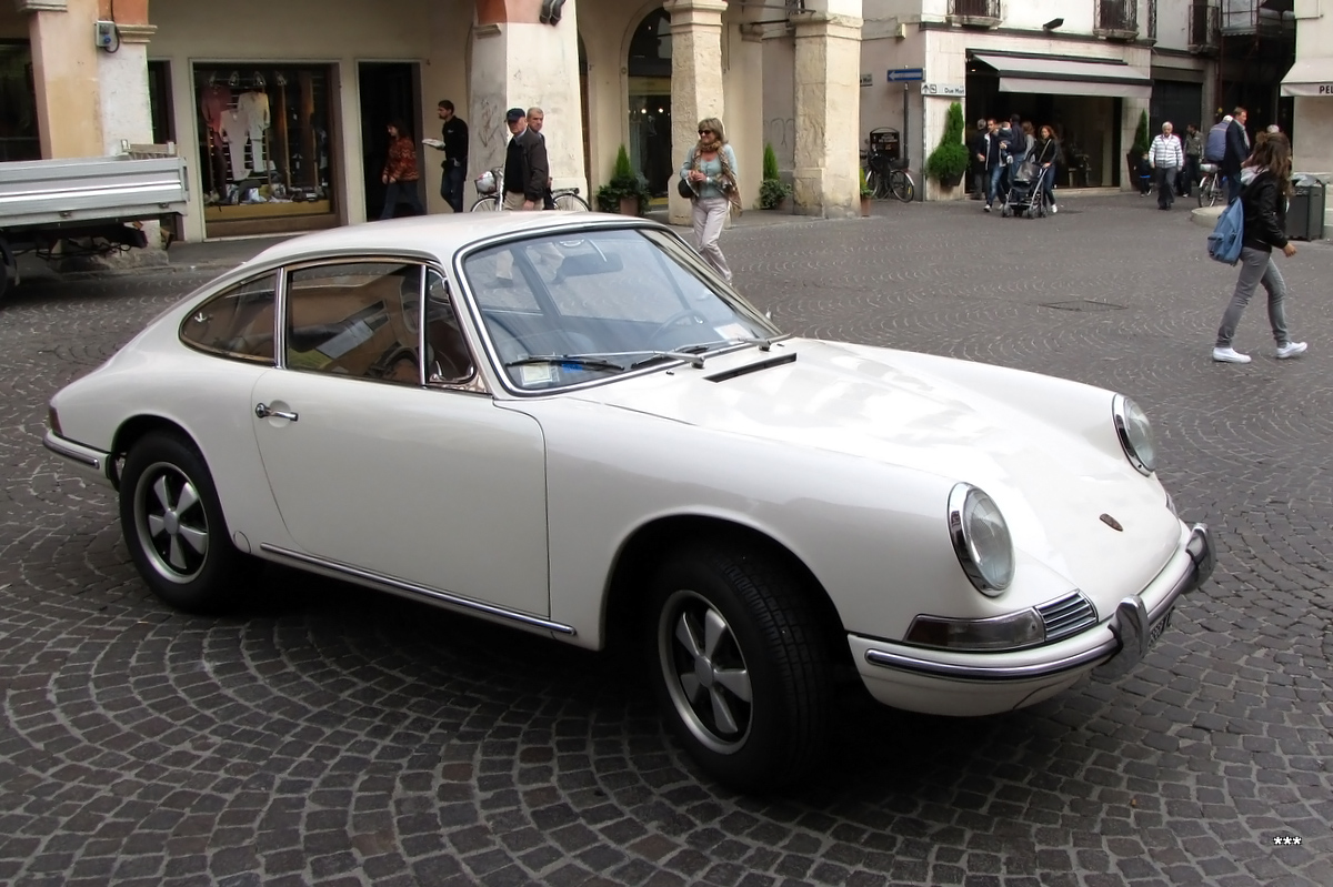 Италия, № VI 129368 — Porsche 912 Coupe '65-69