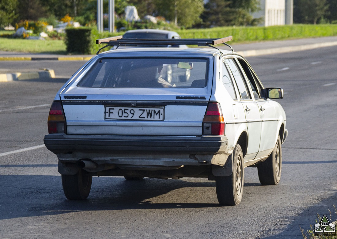 Восточно-Казахстанская область, № F 059 ZWM — Volkswagen Passat (B2) '80-88