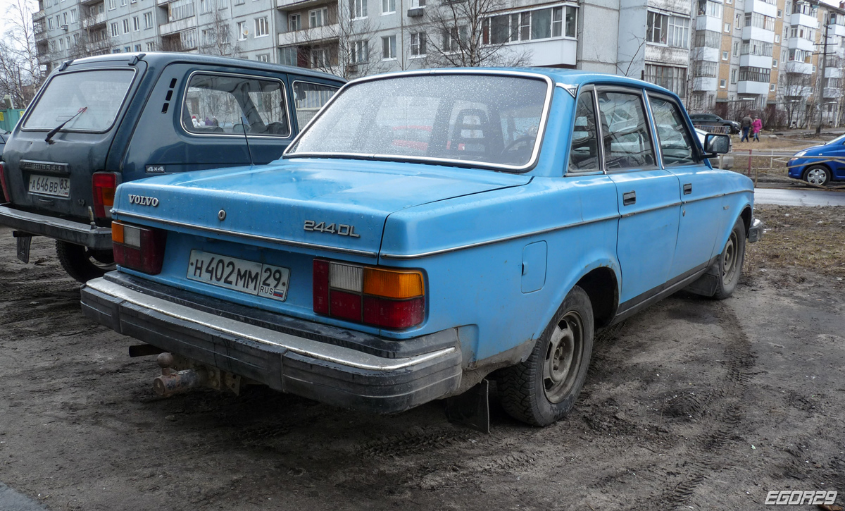 Архангельская область, № Н 402 ММ 29 — Volvo 244 GL '79-81