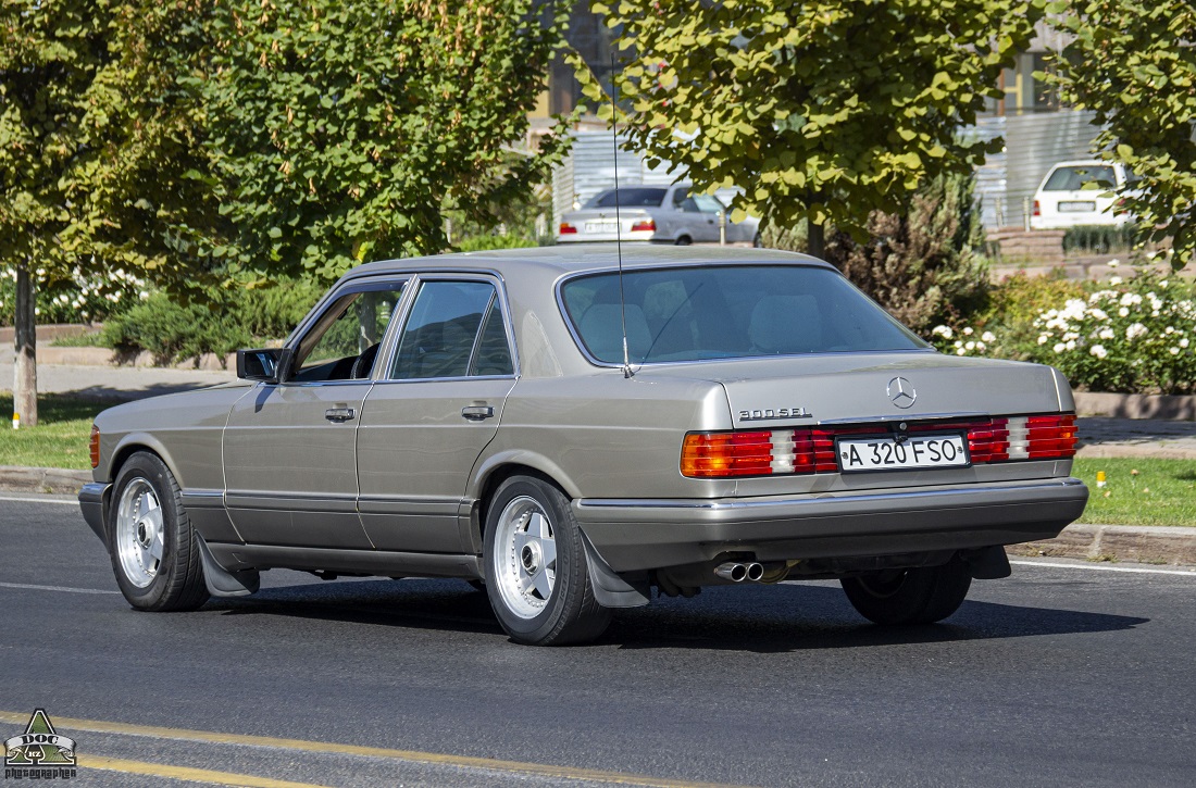 Алматы, № A 320 FSO — Mercedes-Benz (W126) '79-91