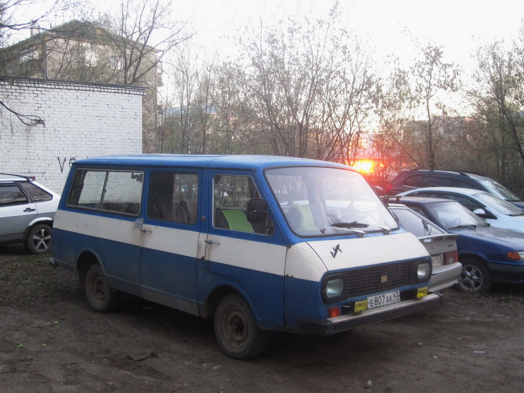 Кировская область, № Е 807 АК 43 — РАФ-2203-01 Латвия '86-94