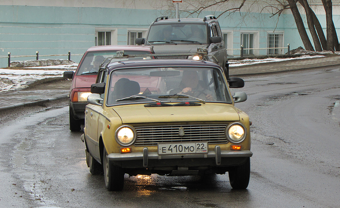 Алтайский край, № Е 410 МО 22 — ВАЗ-2101 '70-83