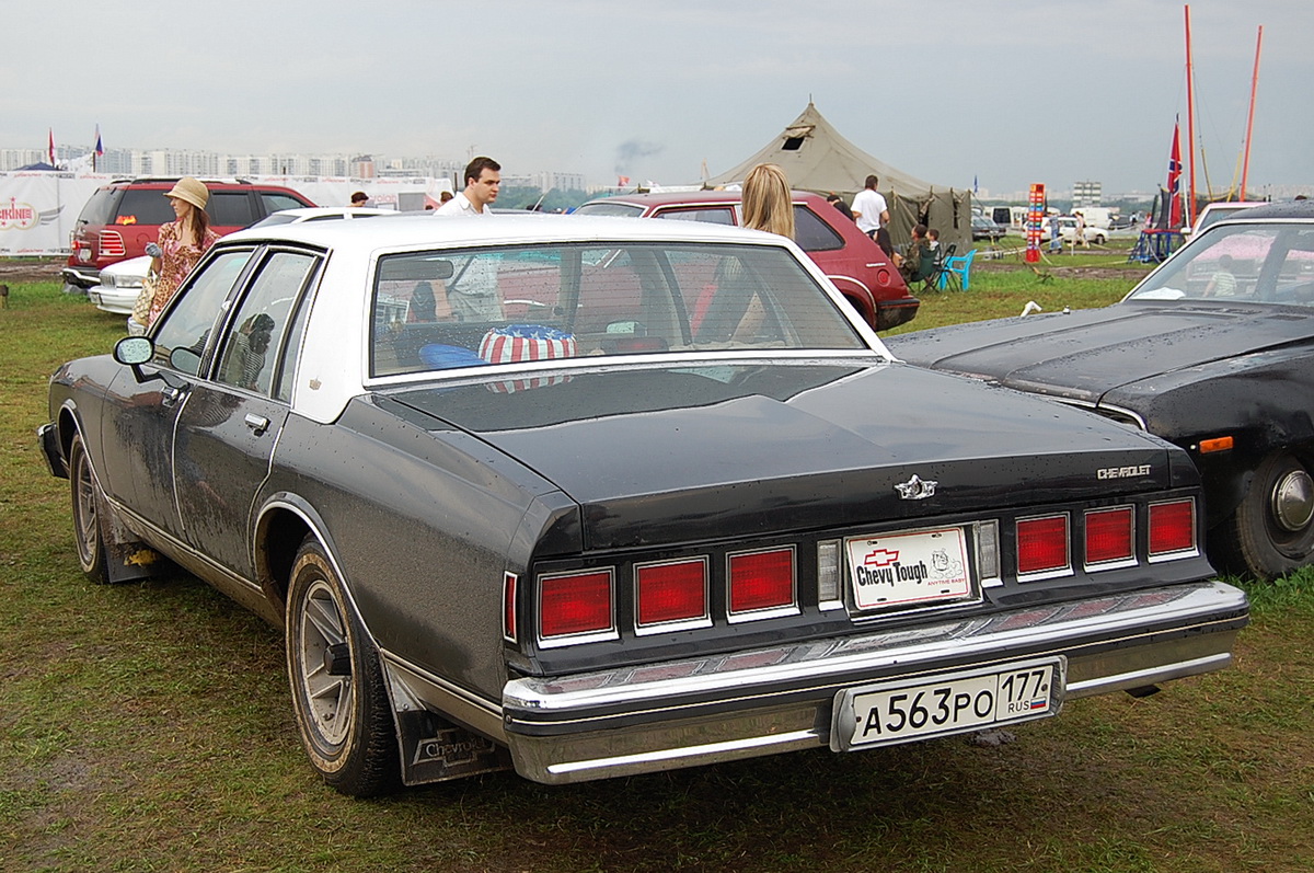 Москва, № А 563 РО 177 — Chevrolet Caprice (3G) '77-90; Москва — Автоэкзотика 2008