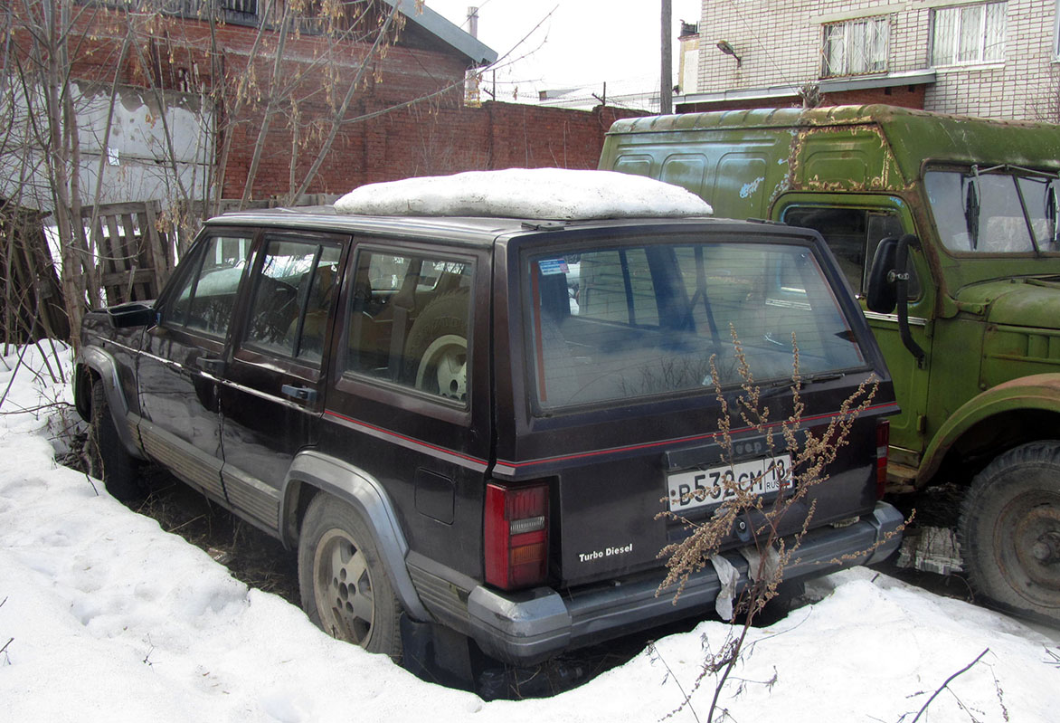 Удмуртия, № В 532 СМ 18 — Jeep Cherokee (XJ) '84-01