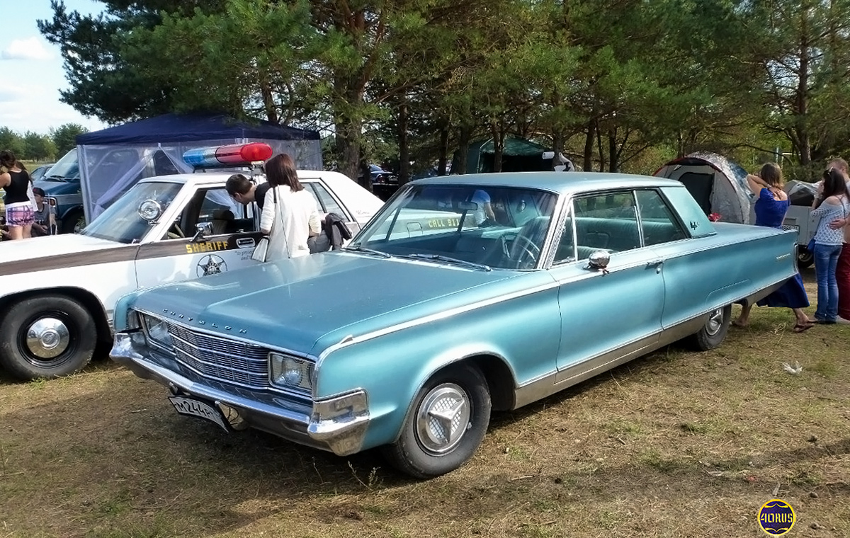 Москва, № М 244 РТ 77 — Chrysler New Yorker (7G) '65-68; Калужская область — Автомобильный фестиваль "Автострада"