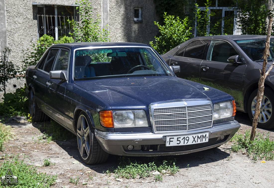 Восточно-Казахстанская область, № F 519 XMM — Mercedes-Benz (W126) '79-91