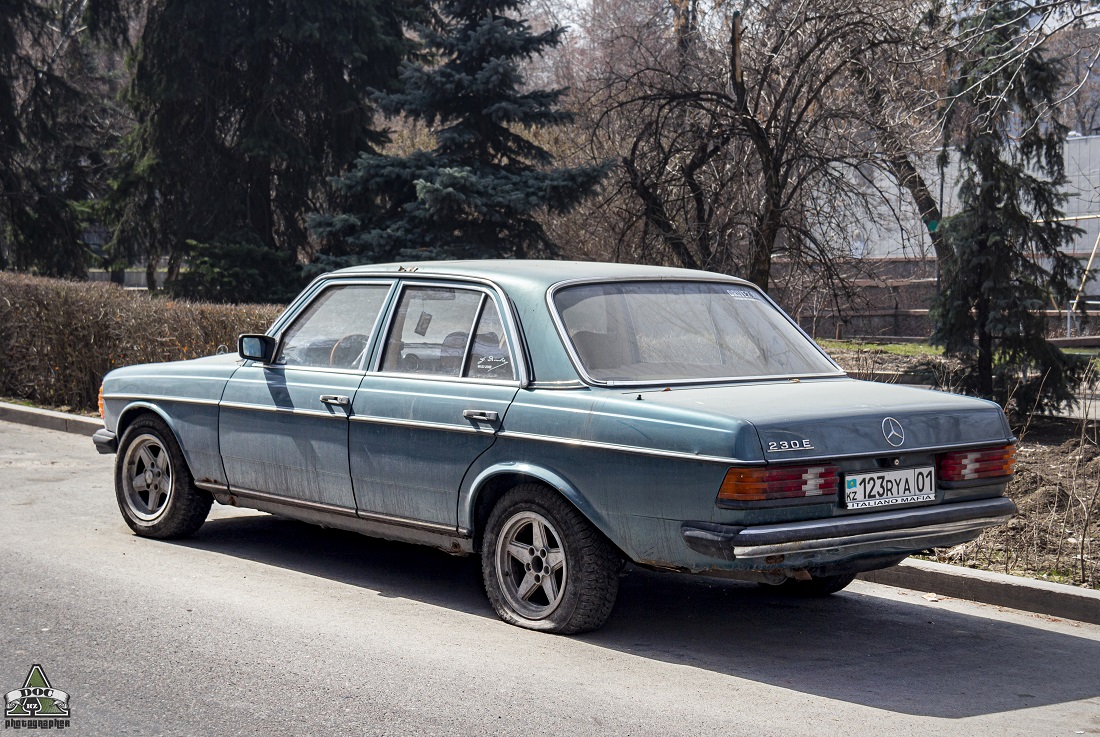 Астана, № 123 RYA 01 — Mercedes-Benz (W123) '76-86