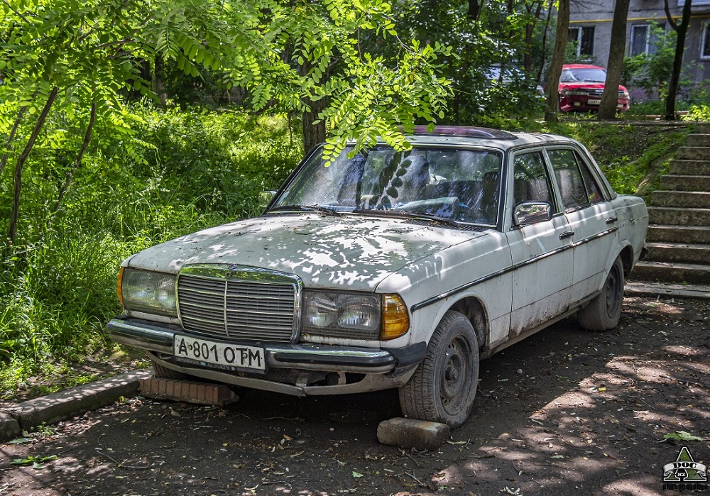 Алматы, № A 801 OTM — Mercedes-Benz (W123) '76-86