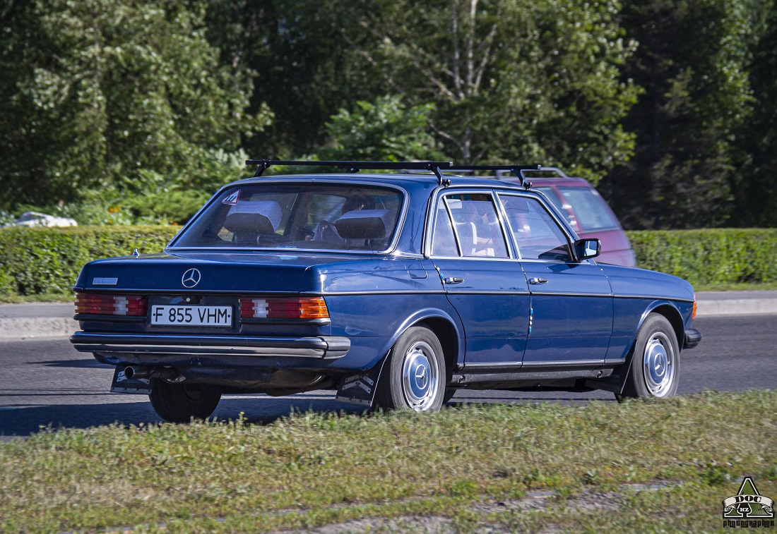 Восточно-Казахстанская область, № F 855 VHM — Mercedes-Benz (W123) '76-86