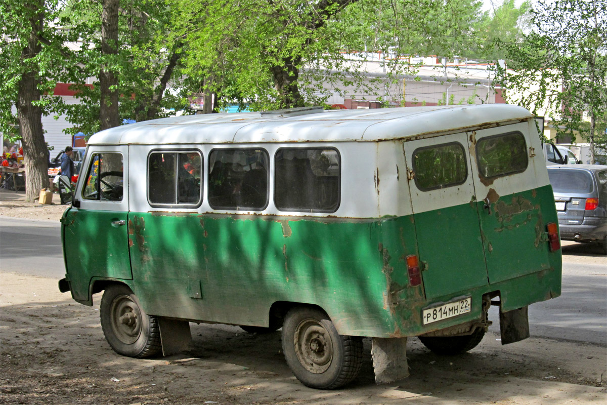 Алтайский край, № Р 814 МН 22 — УАЗ-452А '65-85