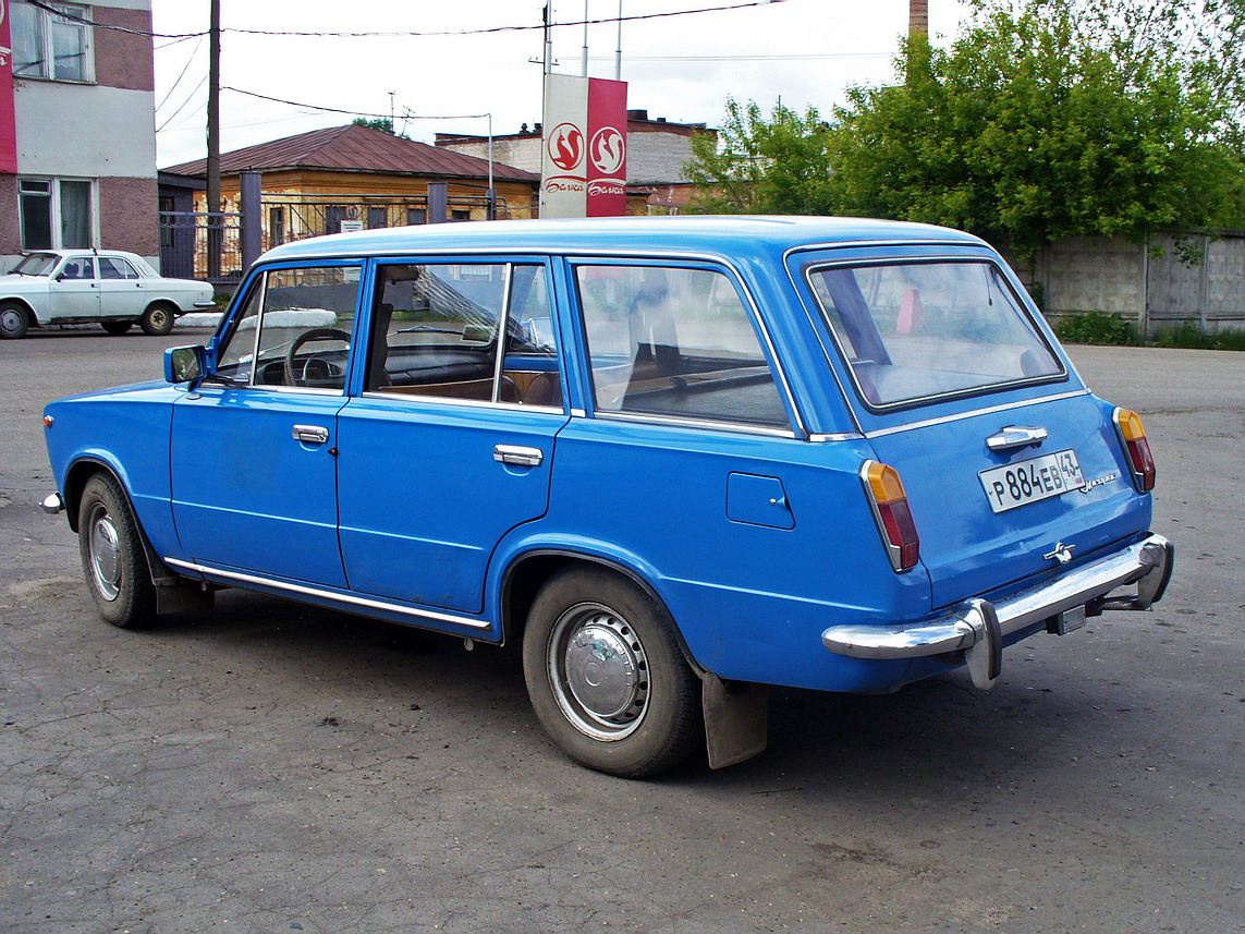 Кировская область, № Р 884 ЕВ 43 — ВАЗ-2102 '71-86