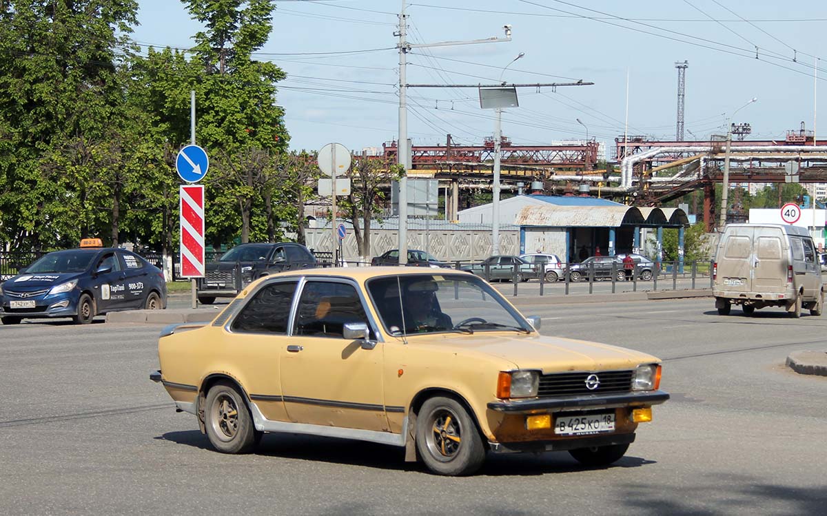 Удмуртия, № В 425 КО 18 — Opel Ascona (B) '75-81