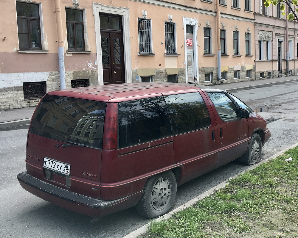 Санкт-Петербург, № О 772 ХУ 98 — Chevrolet Lumina APV '89-96