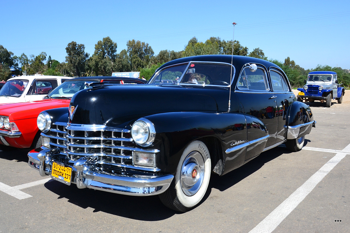 Израиль, № 90-244-71 — Cadillac Fleetwood '41-49