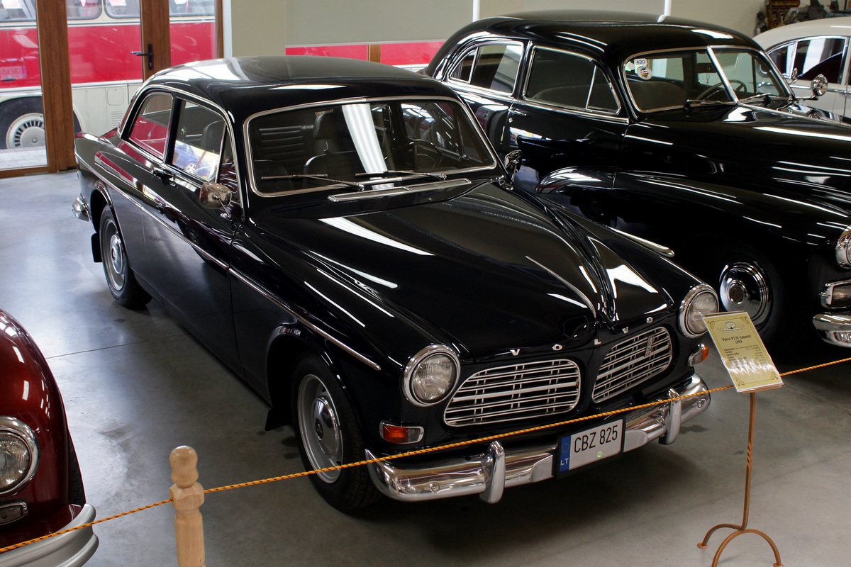 Литва, № CBZ 825 — Volvo Amazon (P120/130/220) '56-70