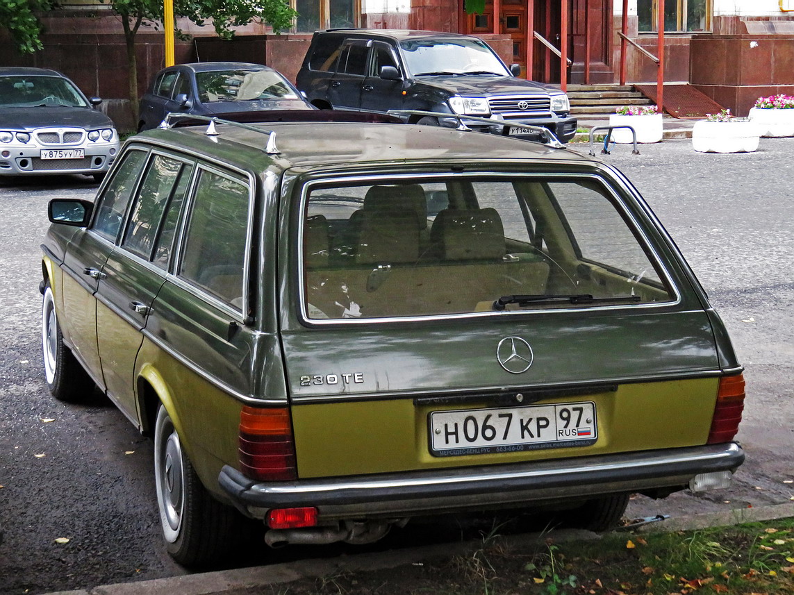 Москва, № Н 067 КР 97 — Mercedes-Benz (S123) '78-86