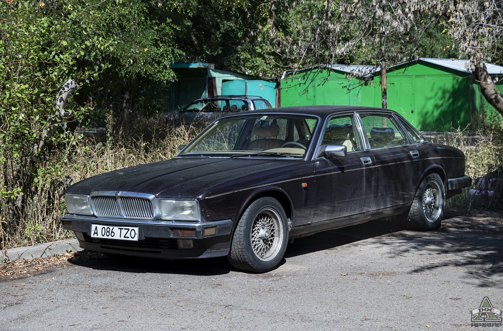 Алматы, № A 086 TZO — Jaguar XJ (XJ40)/Sovereign '86-94