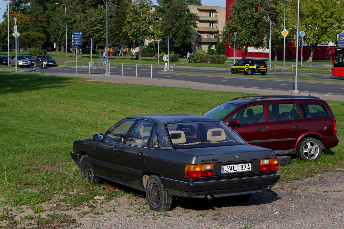 Литва, № JVL 374 — Audi 100 (C3) '82-91