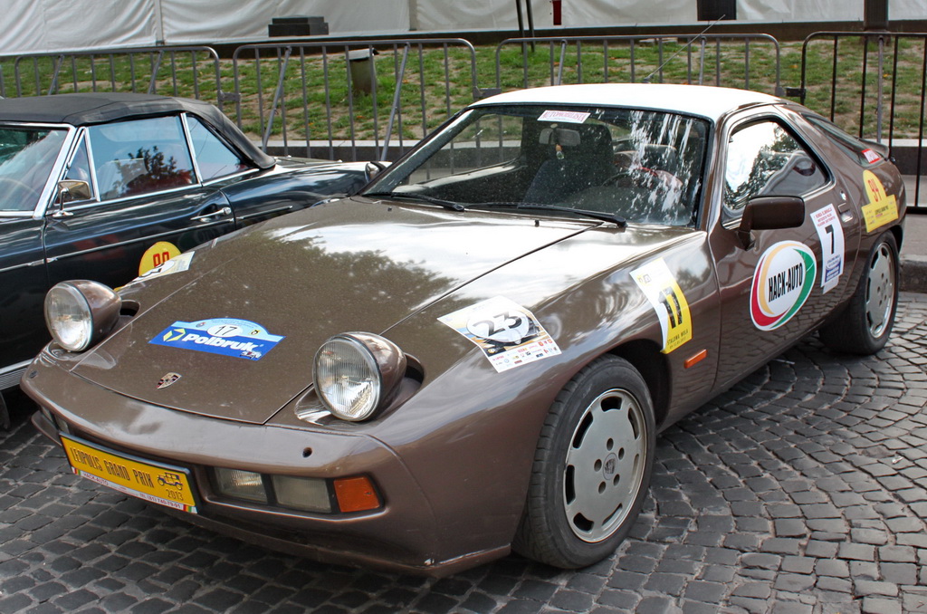 Польша, № LU 17A — Porsche 928 '77-95