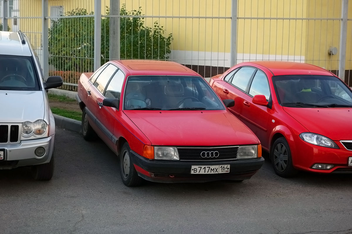 Саратовская область, № В 717 МХ 164 — Audi 100 (C3) '82-91