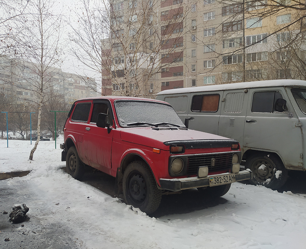 Луганская область, № 382-52 АМ — ВАЗ-2121 '77-94