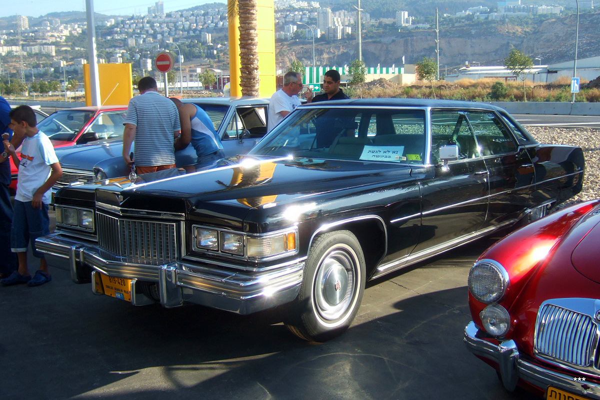 Израиль, № 819-420 — Cadillac DeVille (5G) '77-84